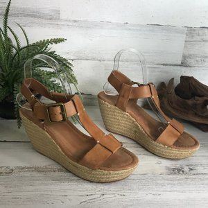 Lucky Brand 'Fiora' Strappy Leather Sandals [599s3